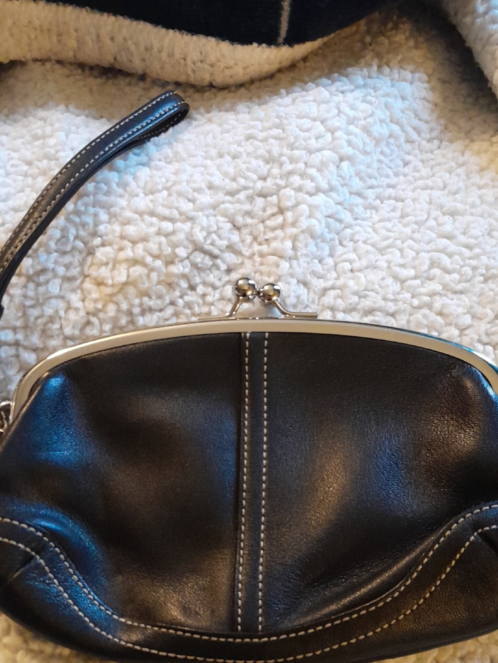 Vtg Coach Soho French Kisslock Framed Wristlet/Clutch Black